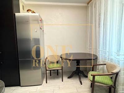 квартира за адресою Миропільська вул., 37