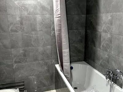 квартира за адресою Михайла Максимовича вул. (Онуфрія Трутенка), 32-Б
