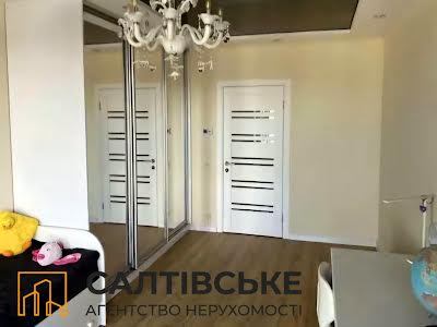 квартира за адресою Гвардейцев Широнинцев, 70