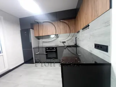 квартира по адресу Ревуцкого ул., 54