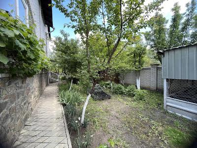 будинок за адресою с. Крюківщина, Квіткова вул., 3