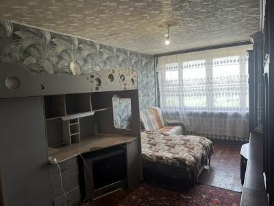 квартира за адресою Мілютенка вул., 17-А