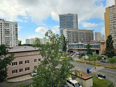 квартира по адресу Дарницкий бульв., 21