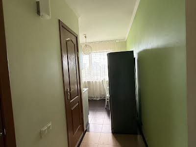 квартира за адресою Академіка Глушкова просп., 41