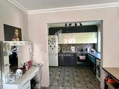 квартира за адресою Празька вул., 32