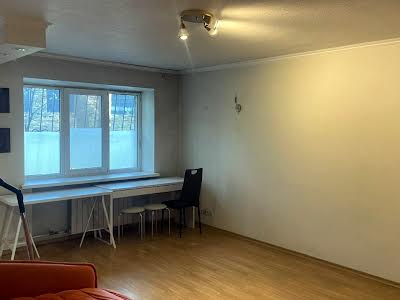 квартира за адресою Госпітальна вул., 24
