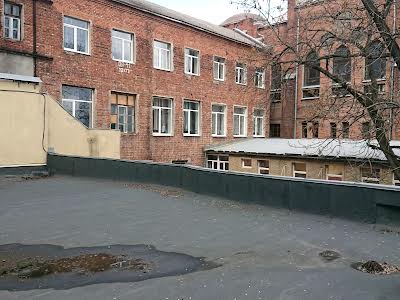 комерційна за адресою Громадянська вул., 5