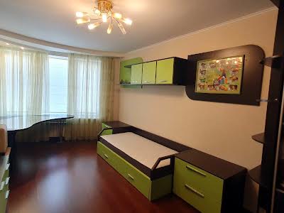 квартира за адресою Дніпровська набережна вул., 26