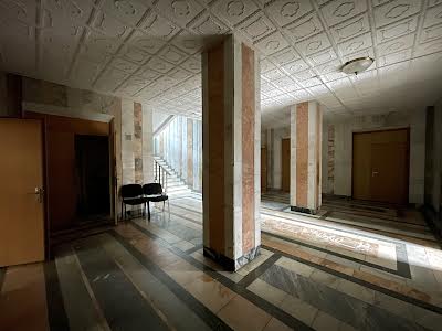 коммерческая по адресу с. Требухов, Броварська, 1а