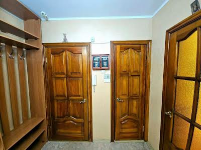 квартира по адресу Андрея Верхогляда ул. (Михайла Драгомирова), 2