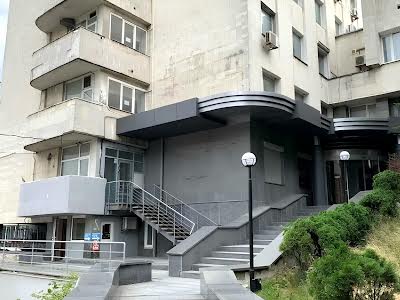 коммерческая по адресу Николая Михновского бульв. (Дружбы Народов), 38
