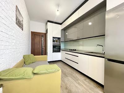 квартира за адресою Черкаська вул., 14