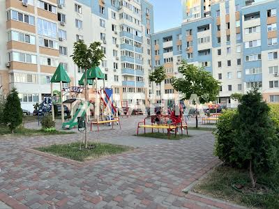 квартира за адресою Сергія Данченка вул., 32б