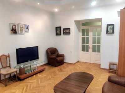 квартира по адресу Киев, Олеся Гончара ул., 32-Б