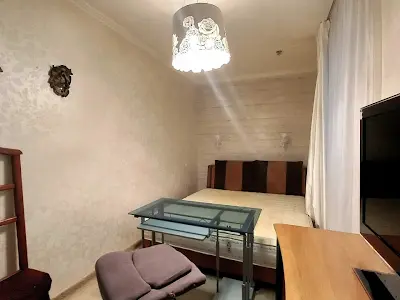 квартира за адресою Покровський пров. (Академіка Зелінського), 8