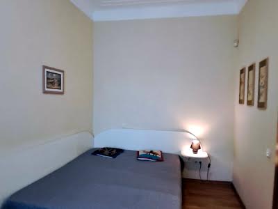 квартира по адресу Киев, Пирогова ул., 2