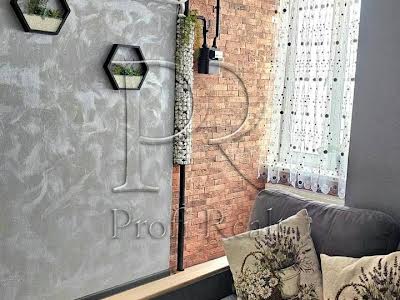 квартира за адресою Теплична вул., 48
