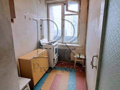 квартира за адресою Київ, Мілютенка вул., 3