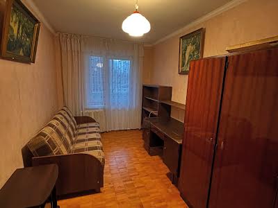 квартира за адресою Дарницький бульв., 4