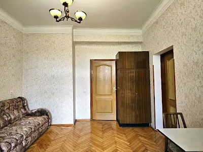 квартира за адресою Будівельників вул., 32/2
