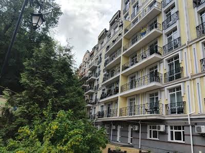 квартира за адресою Дегтярна вул., 7