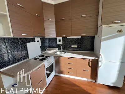 квартира за адресою Івана Крамського вул., 9