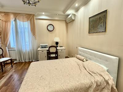 квартира по адресу Боричів Тік ул., 30