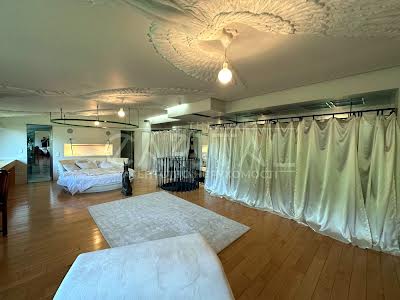 квартира за адресою Музейний пров., 8-Б