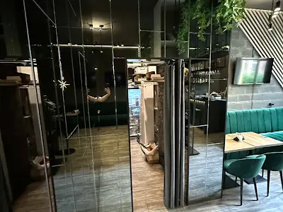 комерційна за адресою Березнева вул., 12