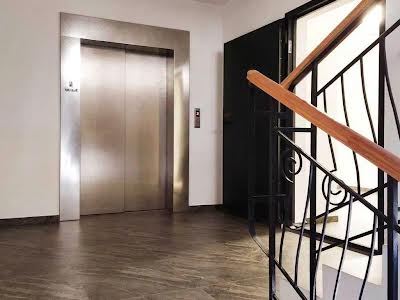 квартира за адресою Дмитрівська вул., 60