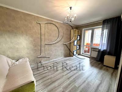 квартира по адресу Ревуцкого ул., 34А