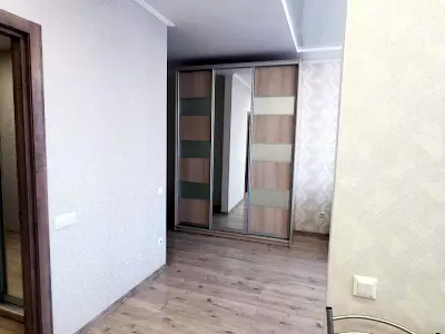 квартира за адресою Польова вул., 73