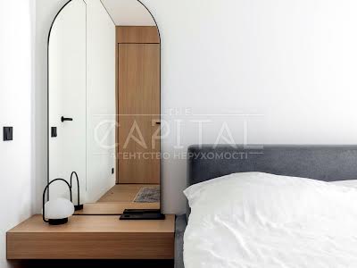 квартира за адресою Салютна вул., 2б