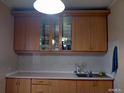 квартира за адресою Київ, Драгоманова вул., 40-Б