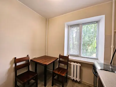 квартира по адресу Строителей ул., 8