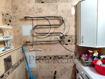 квартира за адресою Регенераторна вул., 4 к1-5