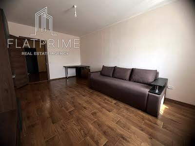 квартира за адресою Ревуцького вул., 54