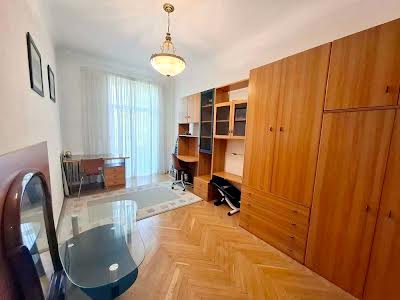 квартира за адресою Київ, Інститутська вул., 16
