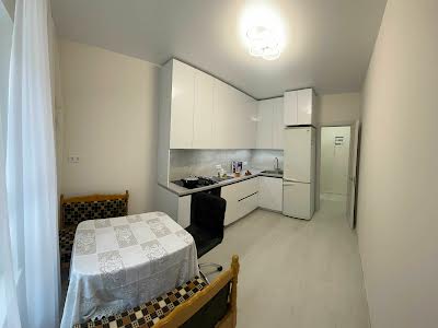 квартира за адресою Київ, Метрологічна вул., 107а