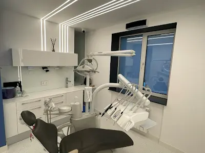 комерційна за адресою Борисоглібська вул., 4