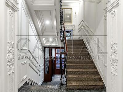 квартира по адресу Кропивницкого ул., 8