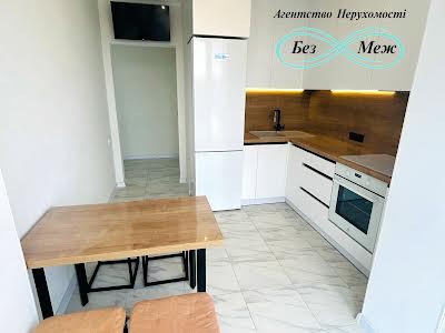 квартира по адресу с. Софиевская борщаговка, Молодіжна ул., 4