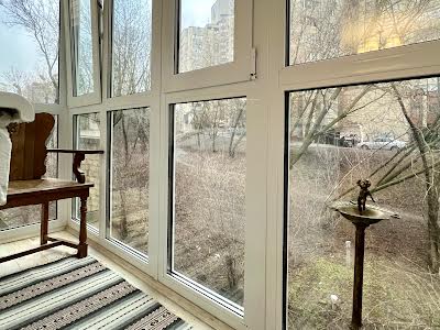 квартира за адресою Леоніда Первомайського вул., 11