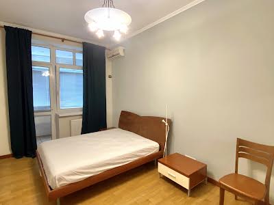 квартира по адресу Леси Украинки бульв., 30-Б