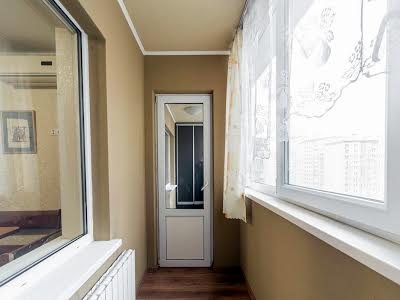 квартира за адресою Академіка Доброхотова вул., 17