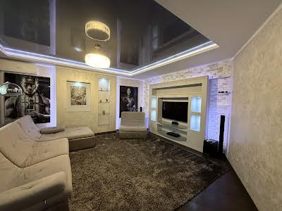 квартира по адресу Елизаветы Чавдар ул., 1