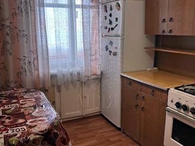 квартира за адресою Павла Тичини вул. (Валдайська), 28