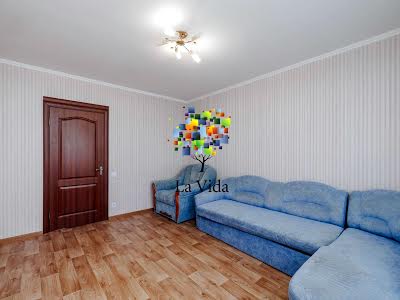 квартира за адресою Миколи Закревського вул., 101