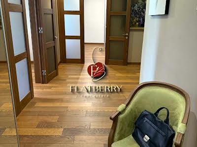 квартира за адресою Межигірська вул., 28