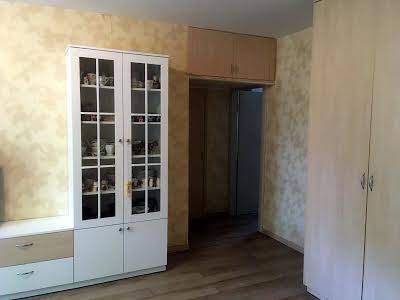 квартира за адресою Академіка Шалімова вул. (Героїв Севастополя), 18/2